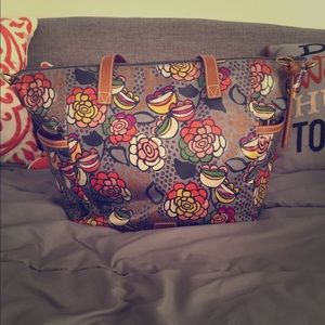 Fossil Tote Bag